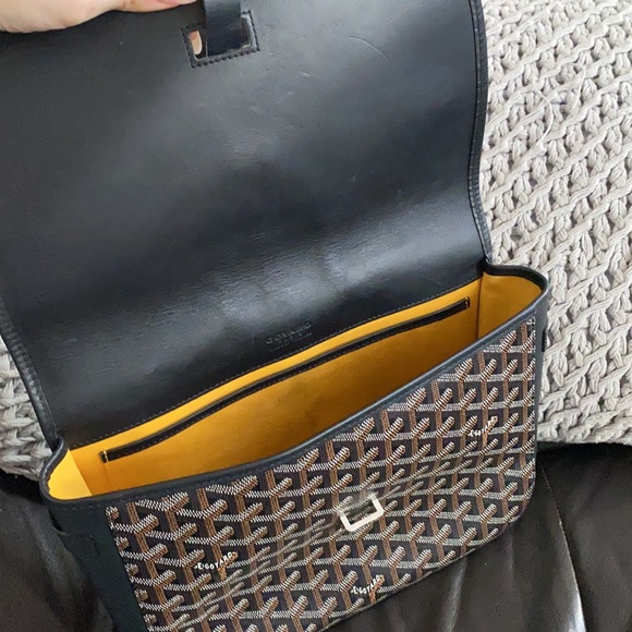 Authentic Goyard Belvedere Ii Messenger Bag. - Picture 3 of 3